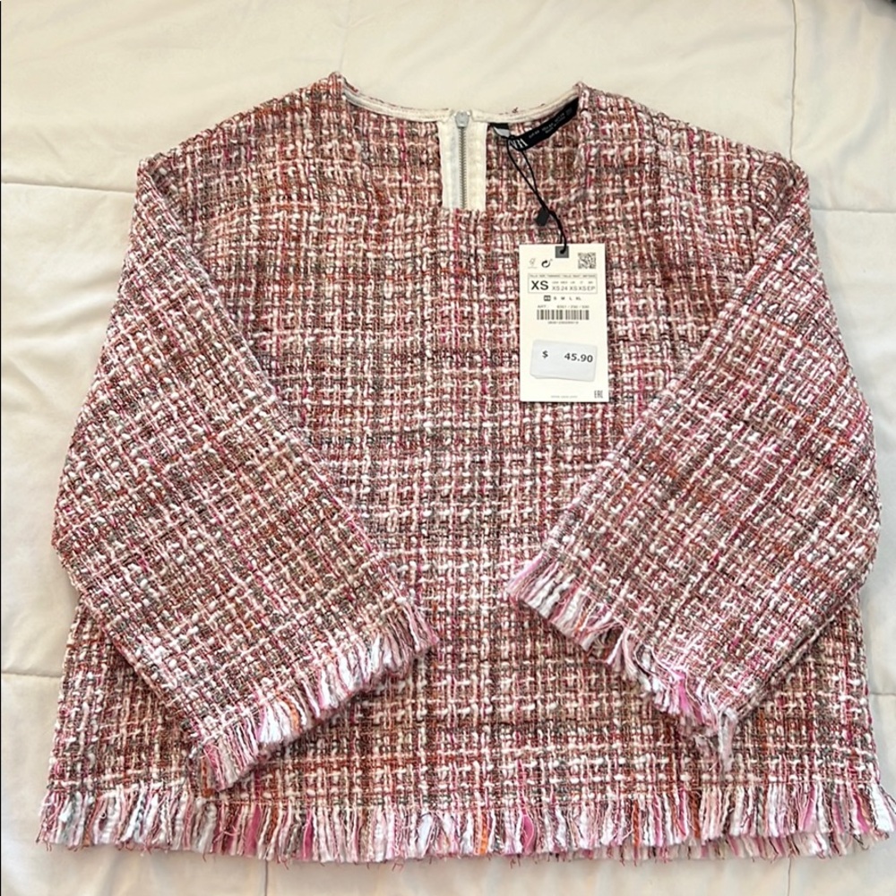 Pink knit blouse